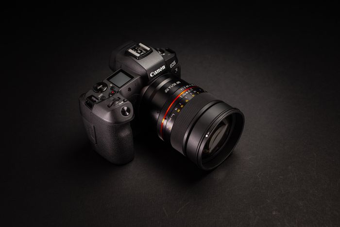 First RF Mount Lens MF 85mm F1.4 RF